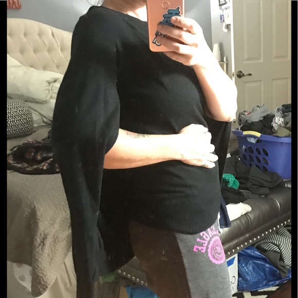 Nwt fate cape sweater size medium - Picture 6 of 8